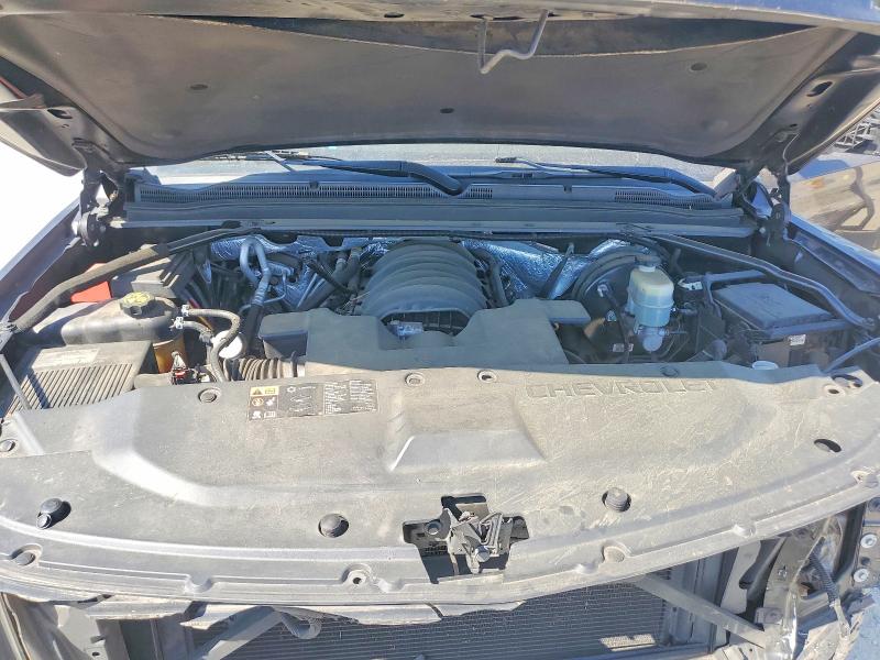 Photo 12 from auction – 2015 CHEVROLET SUBURBAN with VIN 1GNSCJKC5FR589958