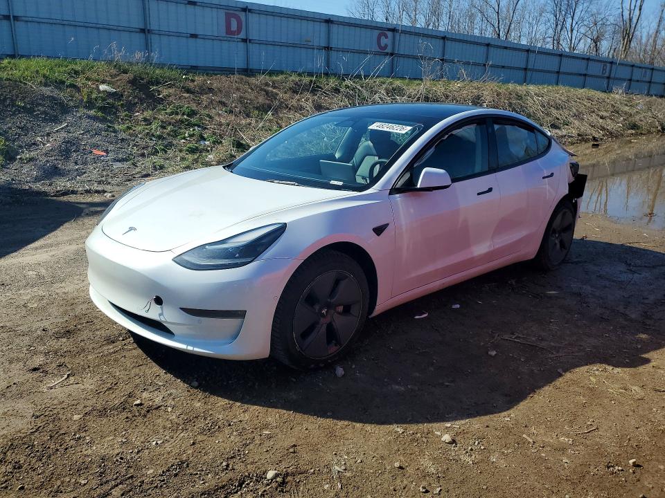 TESLA MODEL 3 2022 with VIN 5YJ3E1EB5NF124787 - Photo from auction