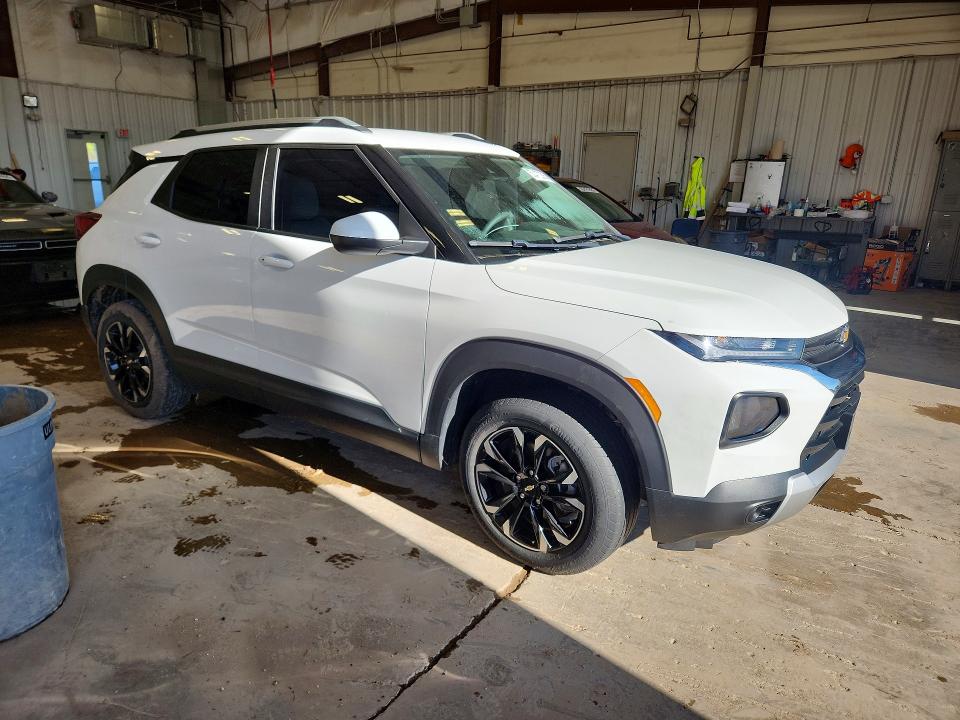 Photo 4 from auction – 2022 CHEVROLET TRAILBLAZER with VIN KL79MRSL1NB015929
