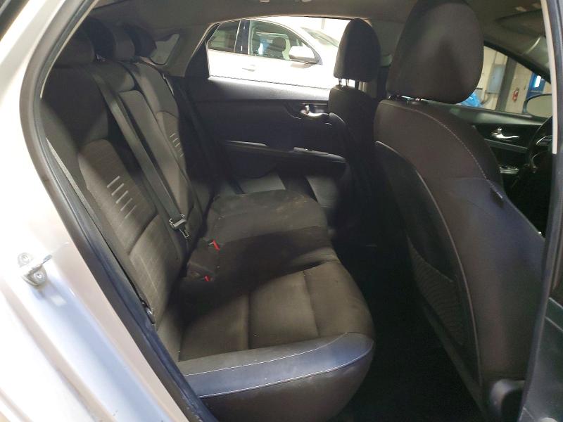 Photo 10 from auction – 2019 KIA FORTE with VIN 3KPF34ADXKE016436