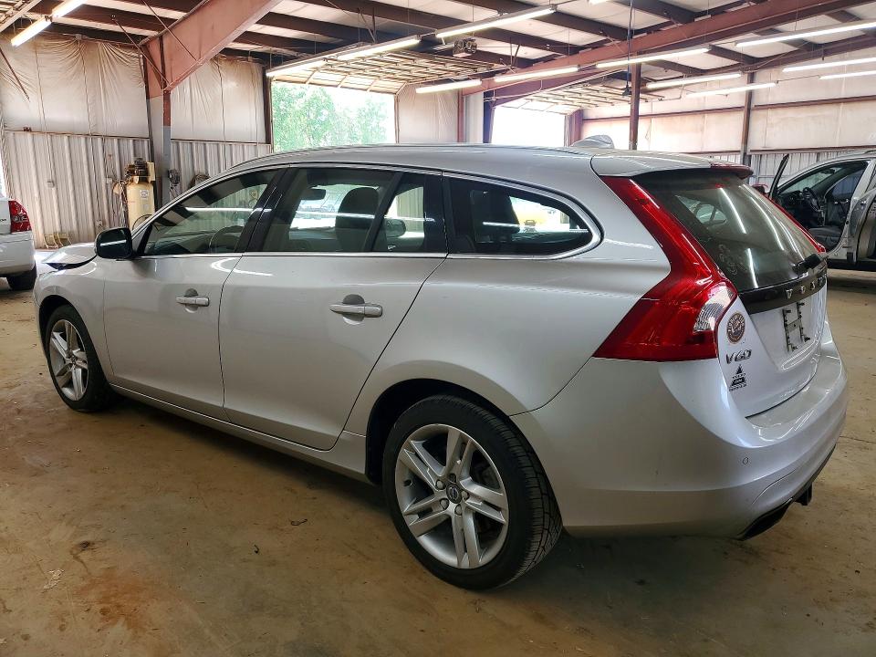 Photo 2 from auction – 2015 VOLVO V60 with VIN YV140MEK1F1255062