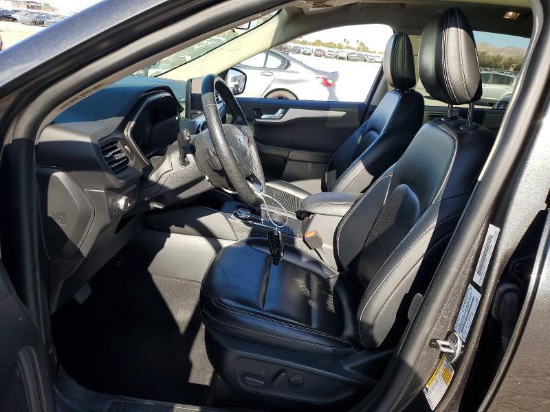 Photo 7 from auction – 2020 FORD ESCAPE with VIN 1FMCU9H93LUA11477