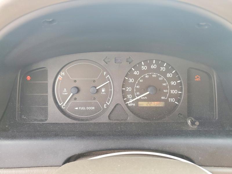 Photo 9 from auction – 2000 TOYOTA COROLLA with VIN 1NXBR12E0YZ364013