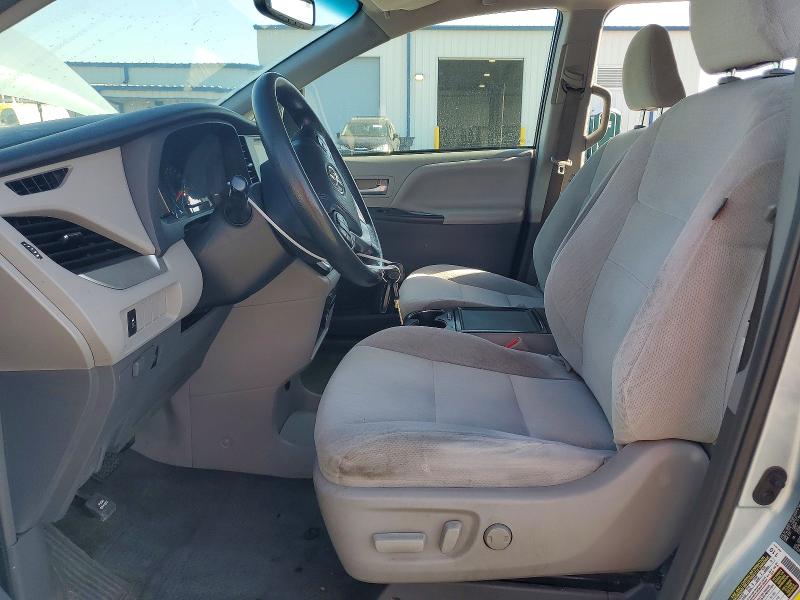 Photo 7 from auction – 2016 TOYOTA SIENNA with VIN 5TDKK3DC4GS691064