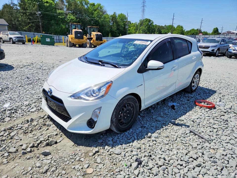 TOYOTA PRIUS C 2015 with VIN JTDKDTB34F1577705 - Photo from auction