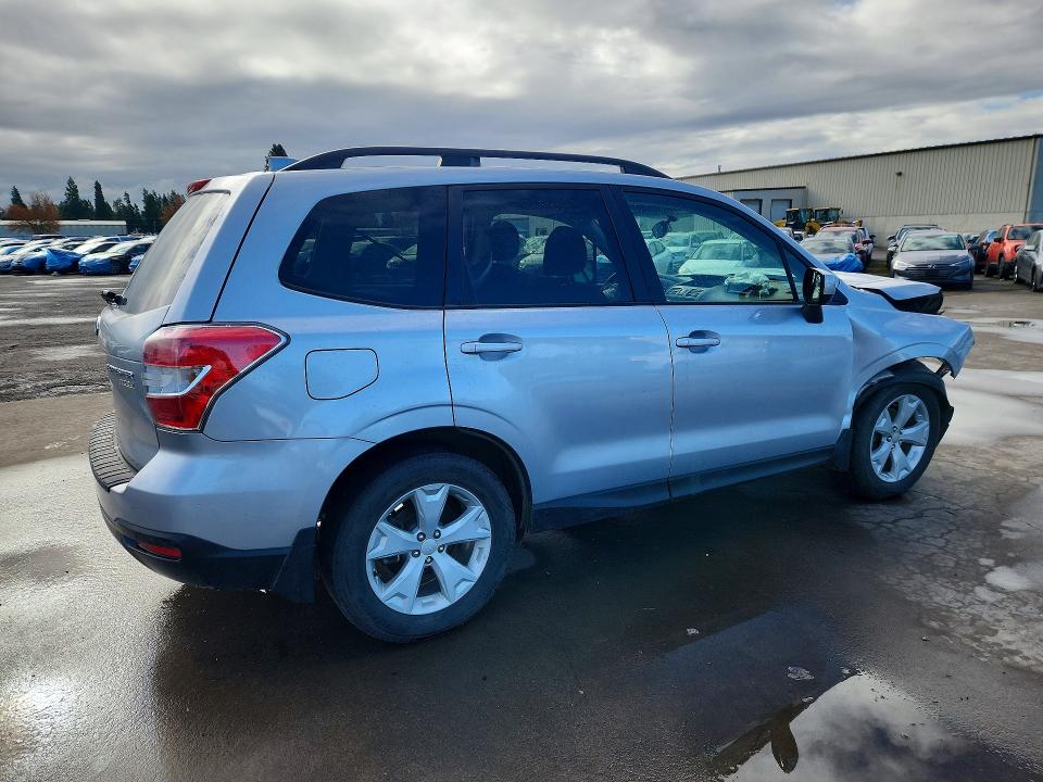 Photo 3 from auction – 2016 SUBARU FORESTER with VIN JF2SJADC3GH441490