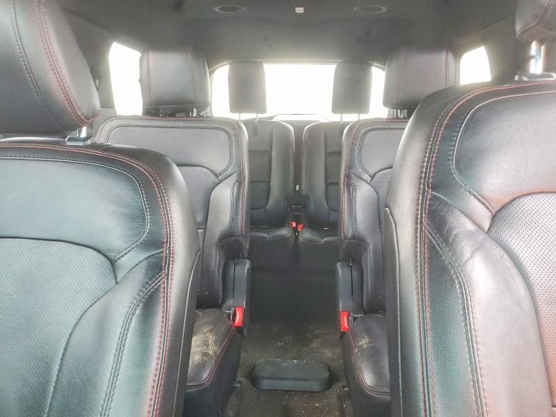 Снимка 10 от търг – 2018 FORD EXLPLORER с VIN 1FM5K8GT2JGA97026