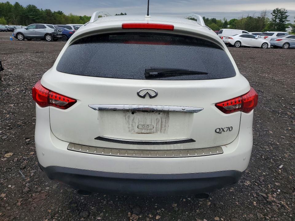 Photo 6 from auction – 2016 INFINITI QX70 with VIN JN8CS1MW4GM751864