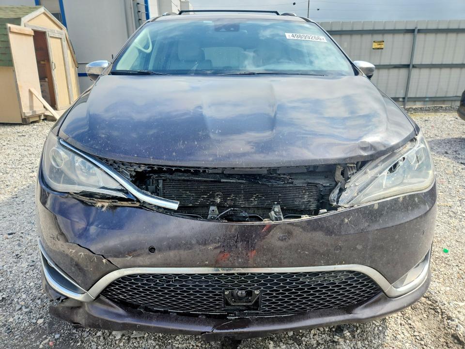 Photo 5 from auction – 2017 CHRYSLER PACIFICA with VIN 2C4RC1GG7HR747894