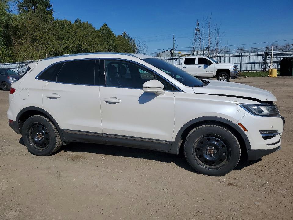 Zdjęcie 4 z aukcji – 2015 LINCOLN MKC z VIN 5LMTJ2AH5FUJ38248