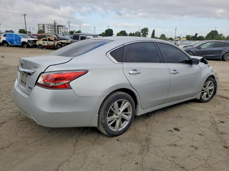 Снимка 3 от търг – 2014 NISSAN ALTIMA с VIN 1N4AL3AP3EN205305