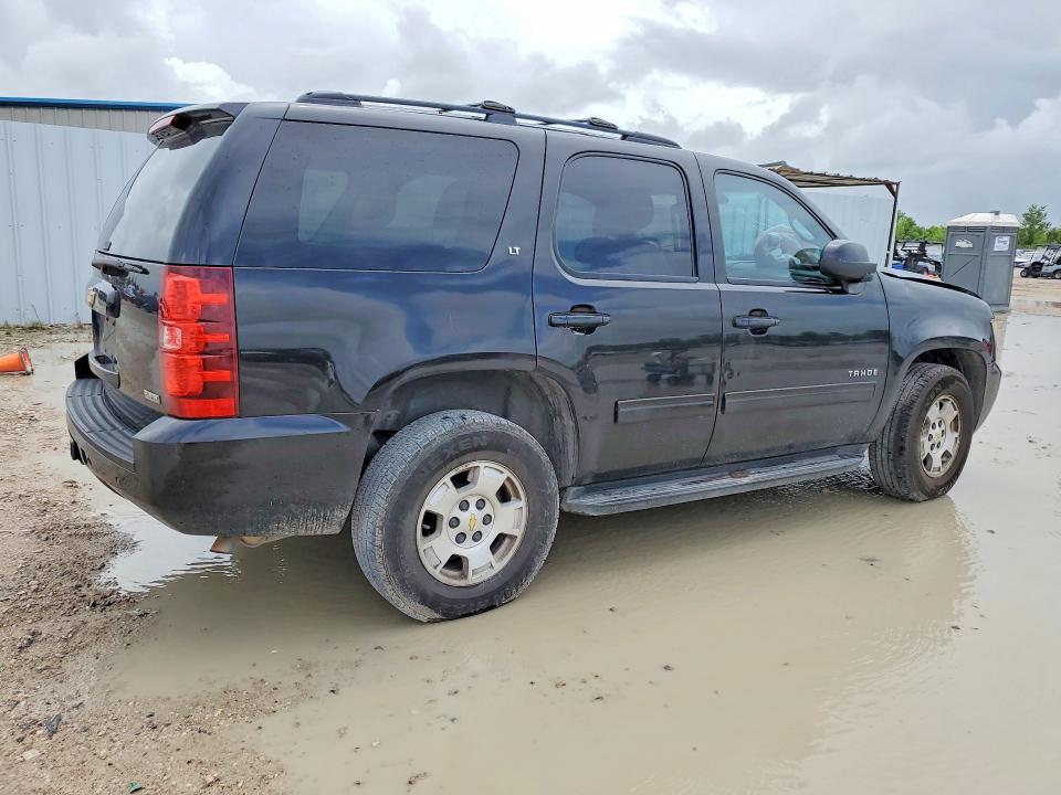 Photo 3 from auction – 2012 CHEVROLET TAHOE with VIN 1GNSCBE02CR159601