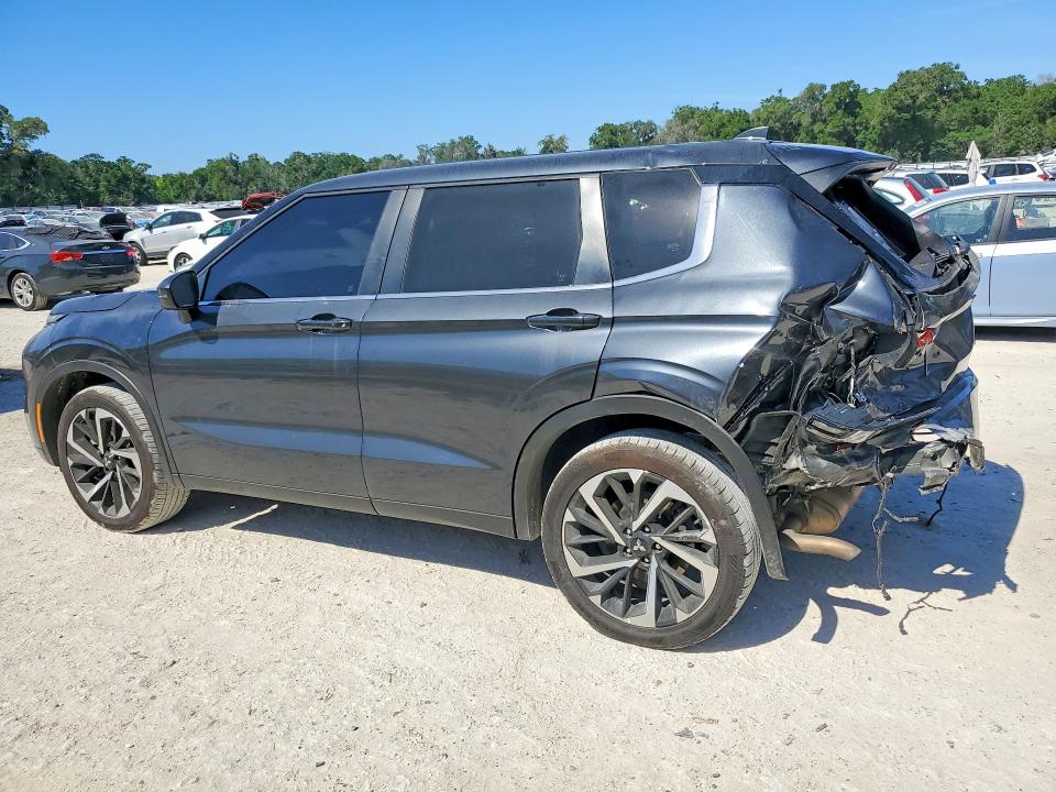 Снимка 2 от търг – 2024 MITSUBISHI OUTLANDER с VIN JA4J4VA83RZ059413