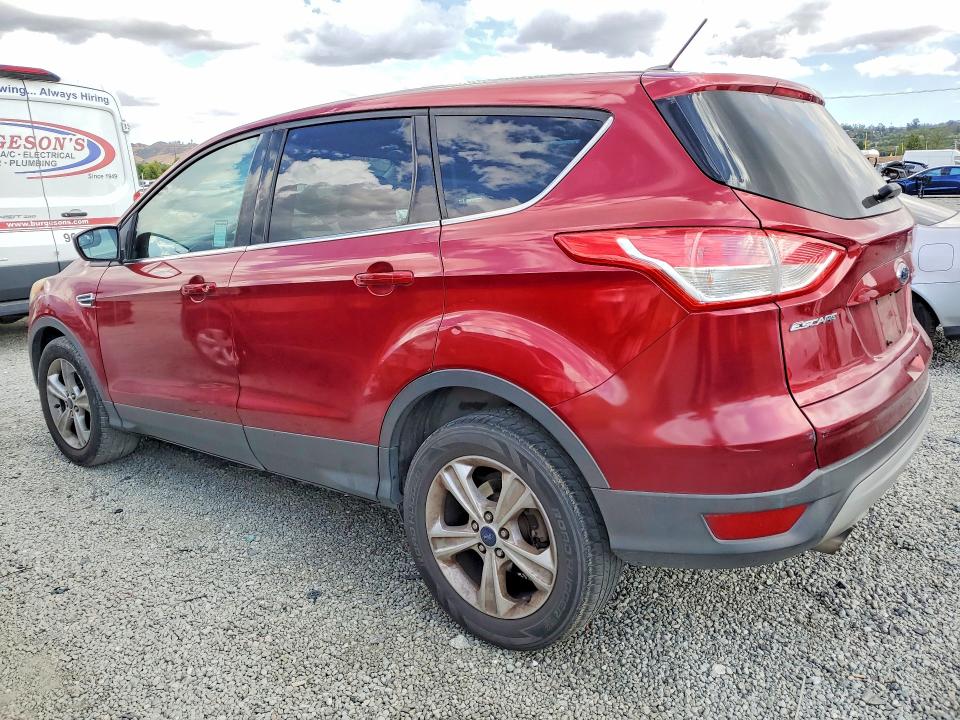 Photo 2 from auction – 2014 FORD ESCAPE with VIN 1FMCU0GX6EUB69990