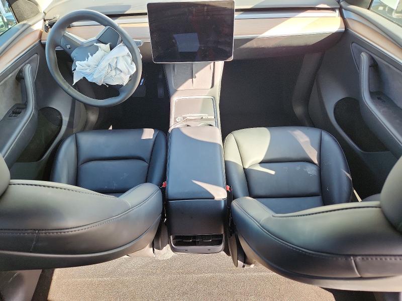 Photo 8 from auction – 2025 TESLA MODEL Y with VIN 7SAYGDEE7SF238154