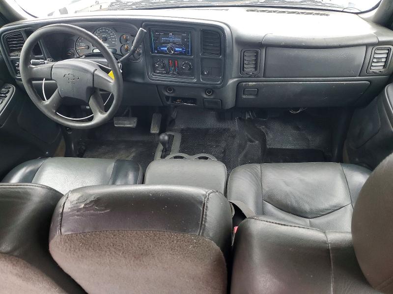 Photo 8 from auction – 2005 CHEVROLET SILVERADO with VIN 1GCHK23U85F862524