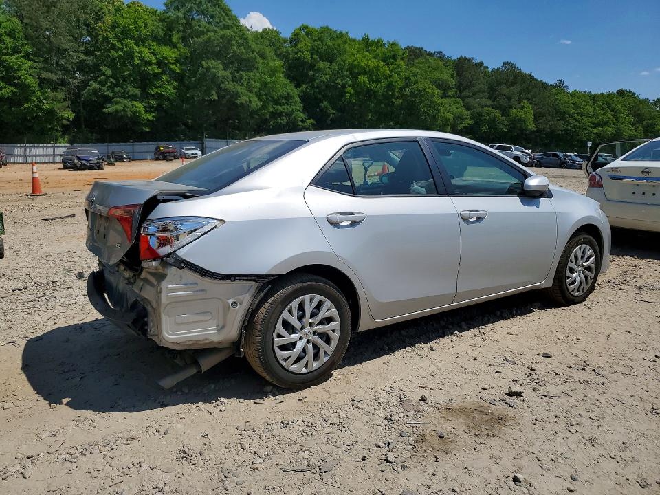 Photo 3 from auction – 2018 TOYOTA COROLLA with VIN 5YFBURHE3JP827922