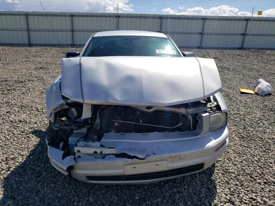Photo 5 from auction – 2007 FORD MUSTANG with VIN 1ZVFT80N575369426
