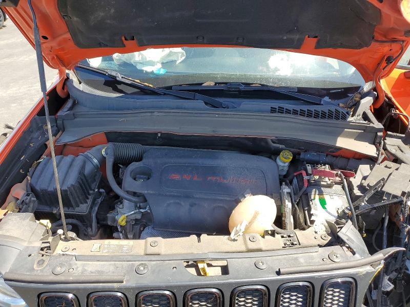 Photo 12 from auction – 2017 JEEP RENEGADE with VIN ZACCJBBB9HPF02922