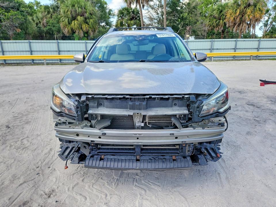 Photo 5 from auction – 2018 SUBARU OUTBACK with VIN 4S4BSAHC1J3285729