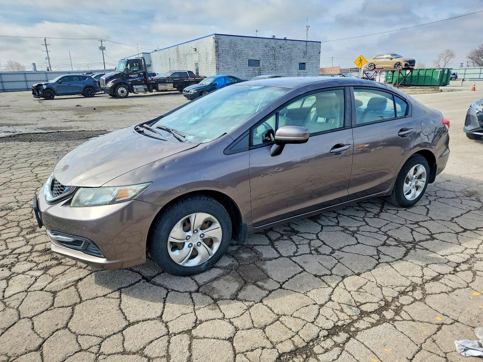 HONDA CIVIC 2014 con VIN 2HGFB2F58EH533690 - Foto de la subasta