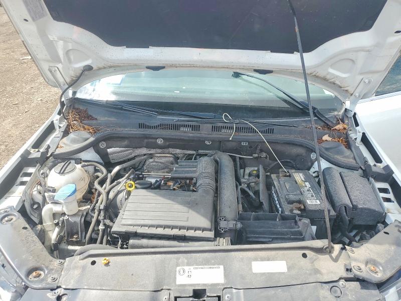 Photo 11 from auction – 2017 VOLKSWAGEN JETTA with VIN 3VW2B7AJ7HM386005