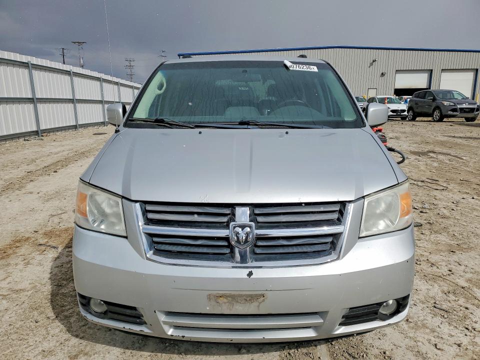 Photo 5 from auction – 2010 DODGE GRAND CARAVAN with VIN 2D4RN5D1XAR268704