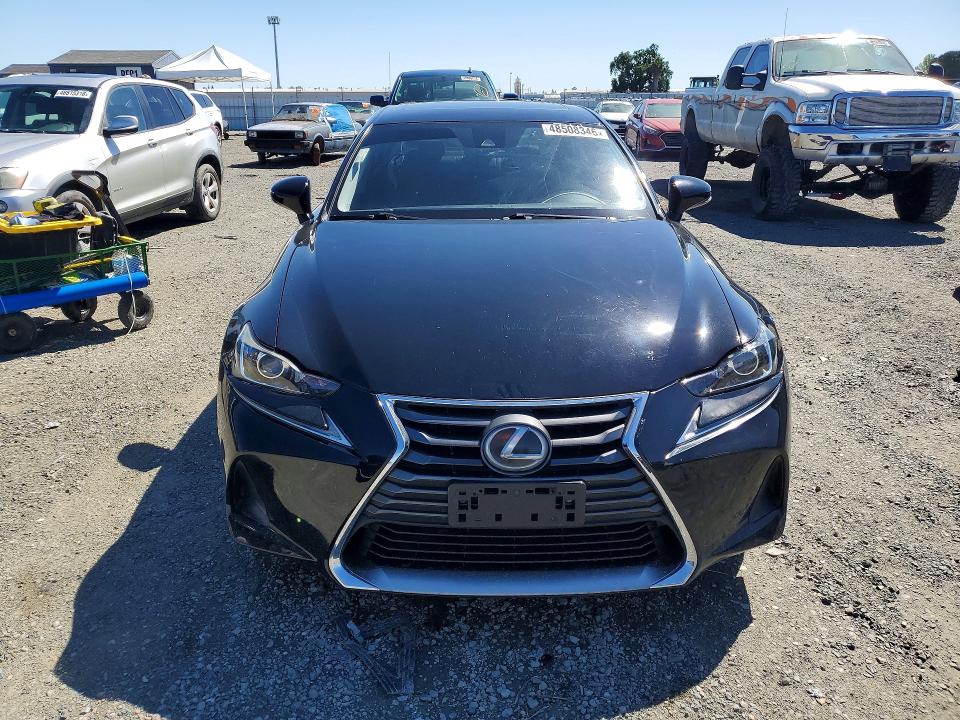 Photo 5 from auction – 2017 LEXUS IS 300 with VIN JTHCM1D20H5023228
