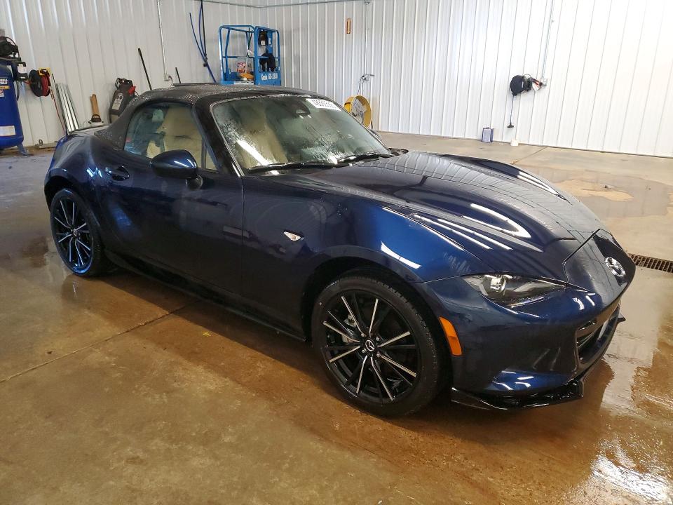 Photo 4 from auction – 2025 MAZDA MX-5 MIATA with VIN JM1NDAD7XS0659908