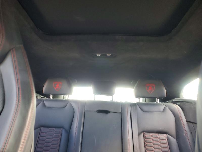 Photo 10 from auction – 2024 LAMBORGHINI URUS with VIN ZPBUC3ZL4RLA35636