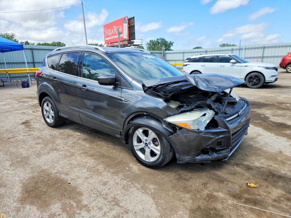 Photo 4 from auction – 2016 FORD ESCAPE with VIN 1FMCU9GX4GUC22094