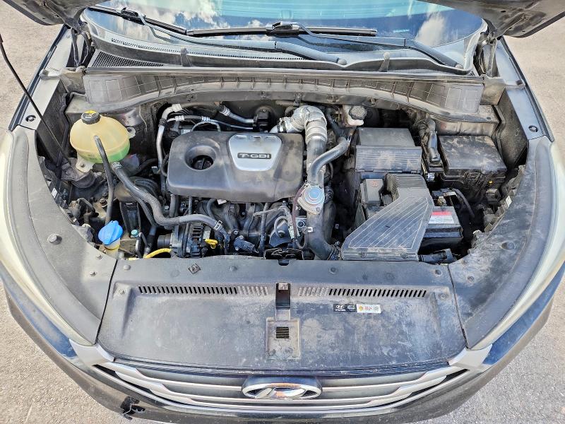 Photo 12 from auction – 2017 HYUNDAI TUCSON with VIN KM8J3CA22HU447605