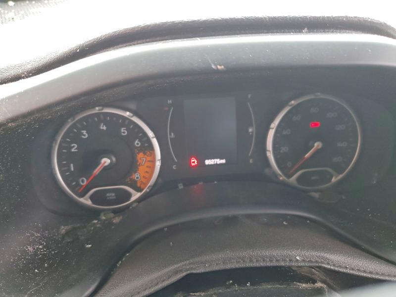 Photo 9 from auction – 2018 JEEP RENEGADE with VIN ZACCJABB9JPJ43617