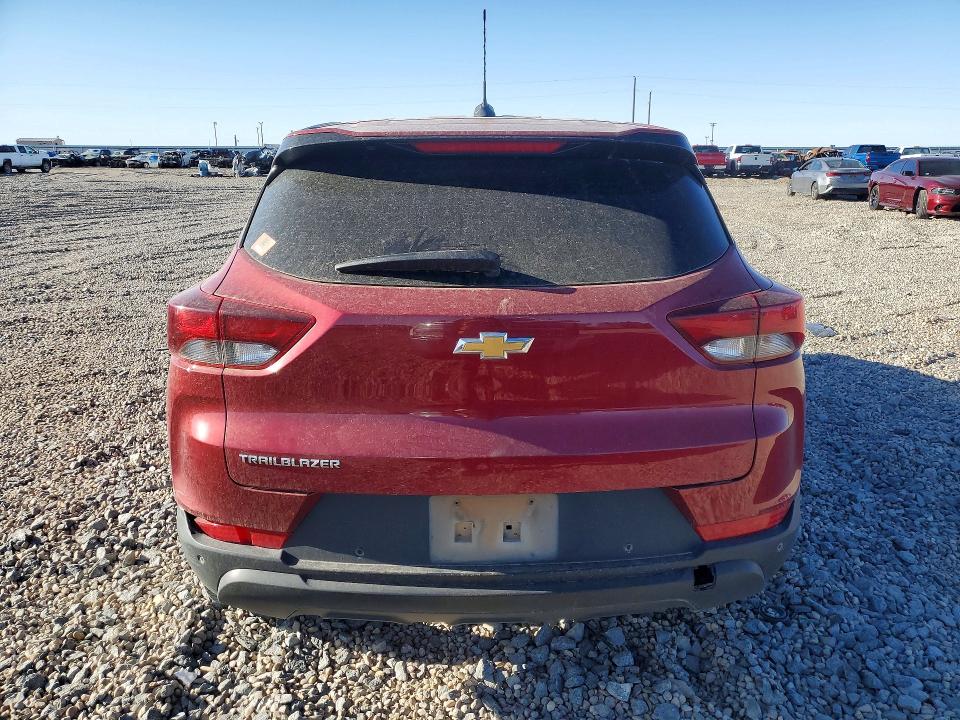 Photo 6 from auction – 2021 CHEVROLET TRAILBLAZER with VIN KL79MMS2XMB025819