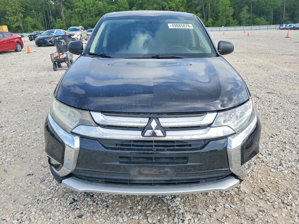 Photo 5 from auction – 2017 MITSUBISHI OUTLANDER with VIN JA4AD2A37HZ008045
