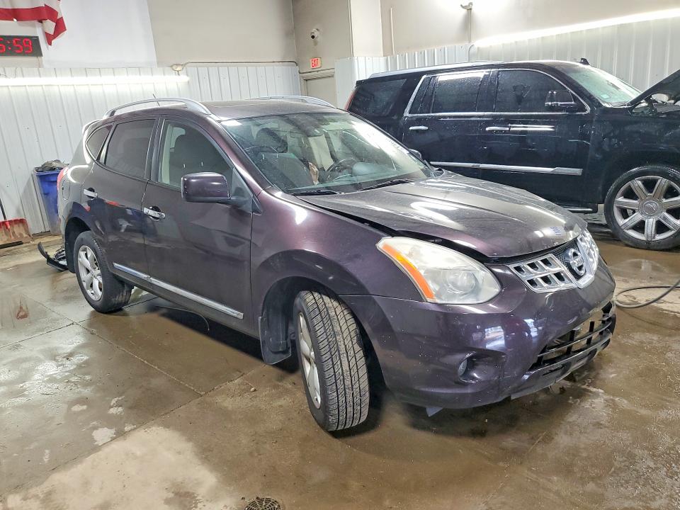Photo 4 from auction – 2011 NISSAN ROGUE with VIN JN8AS5MV1BW255424