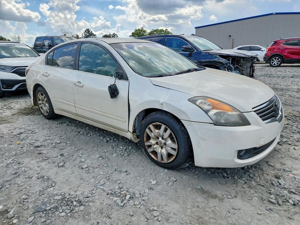 Photo 4 from auction – 2009 NISSAN ALTIMA with VIN 1N4AL21E09N557210