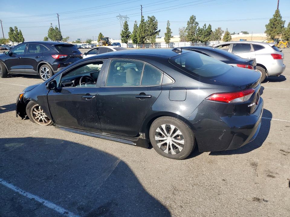 Photo 2 from auction – 2022 TOYOTA COROLLA with VIN JTDEAMDE9NJ036884
