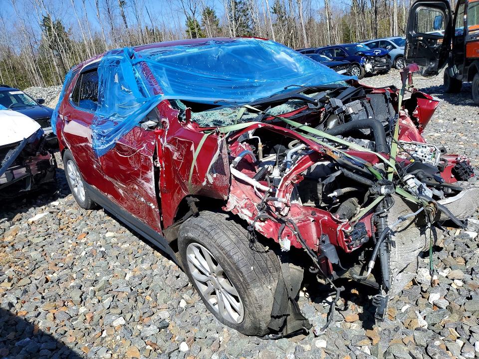 Photo 4 from auction – 2020 CHEVROLET EQUINOX with VIN 3GNAXUEV4LS579882