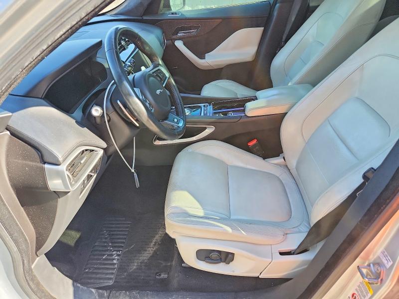 Photo 7 from auction – 2017 JAGUAR F-PACE with VIN SADCP2BV7HA063829