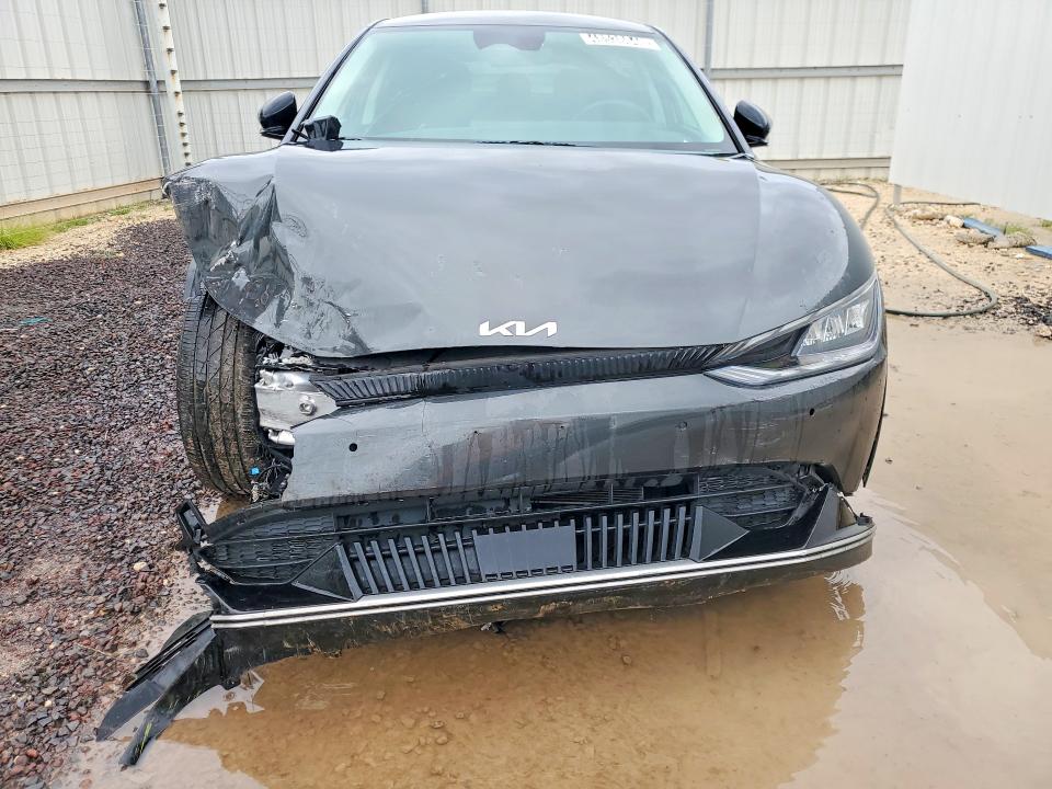 Photo 5 from auction – 2024 KIA EV6 with VIN KNDC3DLC7R5159258