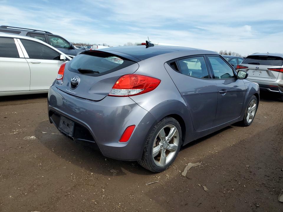 Снимка 3 от търг – 2014 HYUNDAI VELOSTER с VIN KMHTC6AD9EU213016