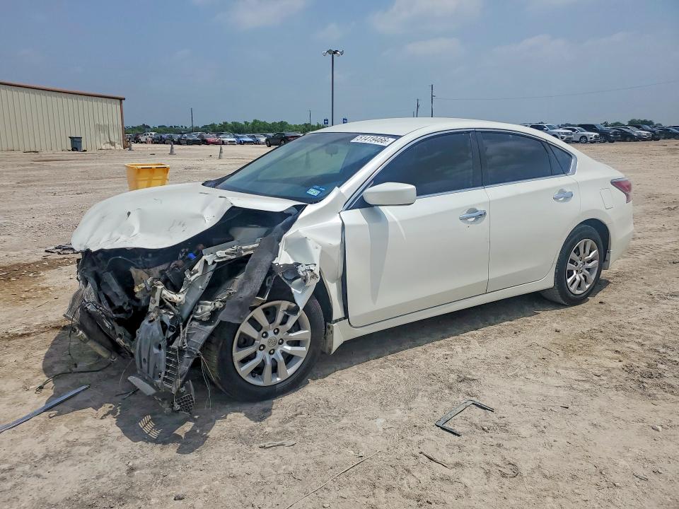 NISSAN ALTIMA 2015 with VIN 1N4AL3AP9FC573579 - Photo from auction