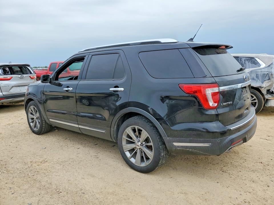 Photo 2 from auction – 2018 FORD EXPLORER with VIN 1FM5K7F8XJGB57769