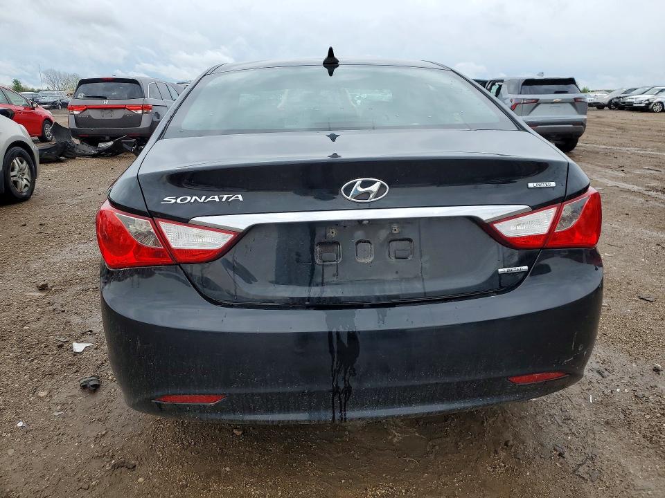 Photo 6 from auction – 2011 HYUNDAI SONATA with VIN 5NPEC4AC8BH292581