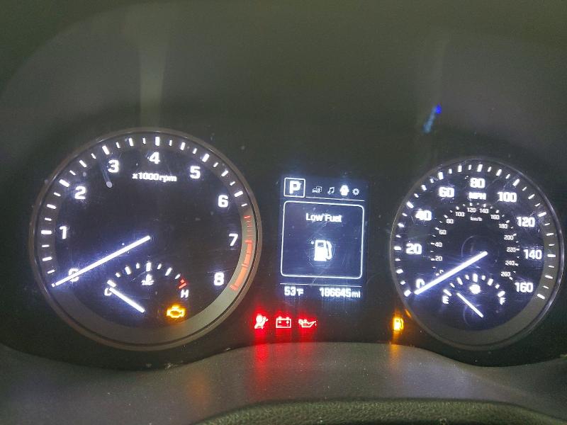 Photo 9 from auction – 2017 HYUNDAI TUCSON with VIN KM8J3CA41HU567428