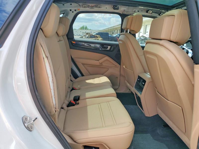 Photo 11 from auction – 2023 PORSCHE CAYENNE with VIN WP1AA2AY4PDA10498