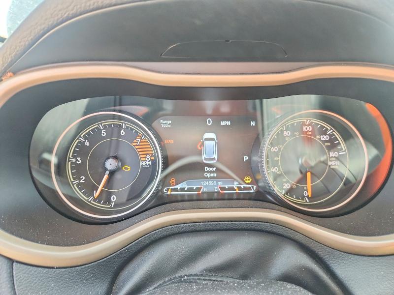 Photo 9 from auction – 2018 JEEP CHEROKEE with VIN 1C4PJMDX6JD517095