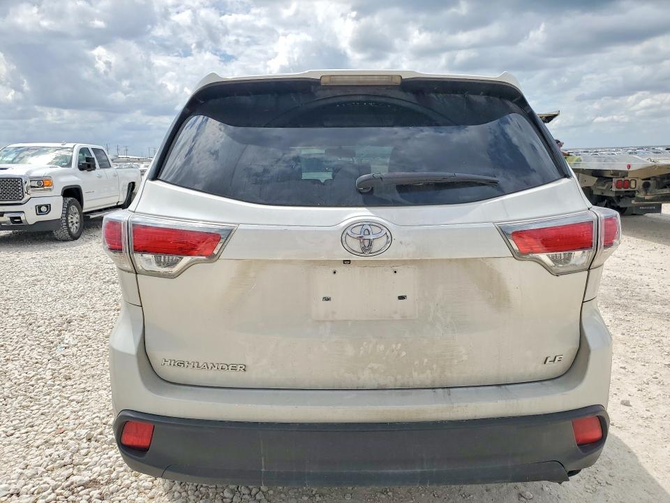 Photo 6 from auction – 2014 TOYOTA HIGHLANDER with VIN 5TDZARFH1ES005010
