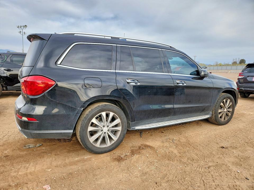 Photo 3 from auction – 2013 MERCEDES-BENZ GL with VIN 4JGDF7CE4DA255942